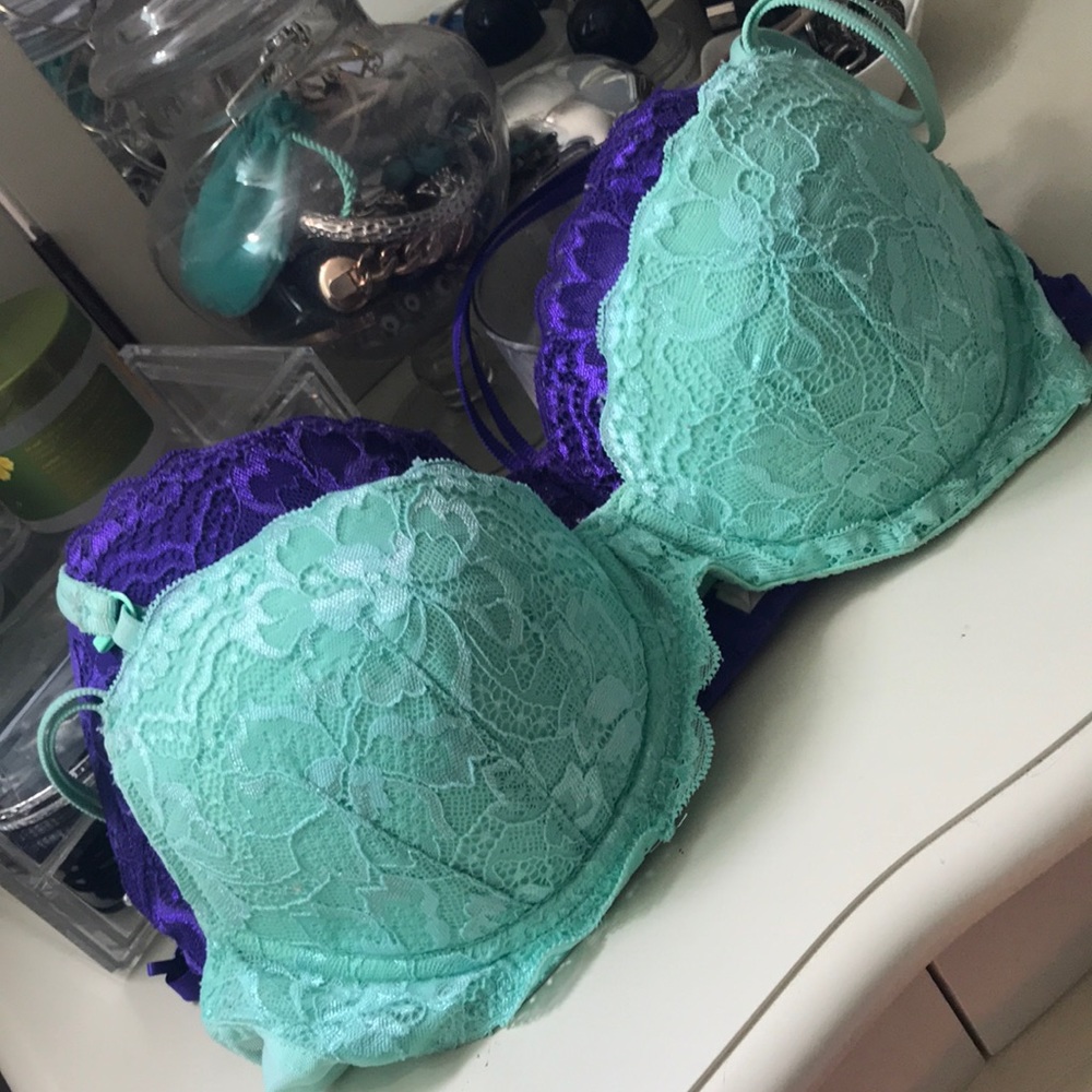 2 Bundle Pink, VS bras